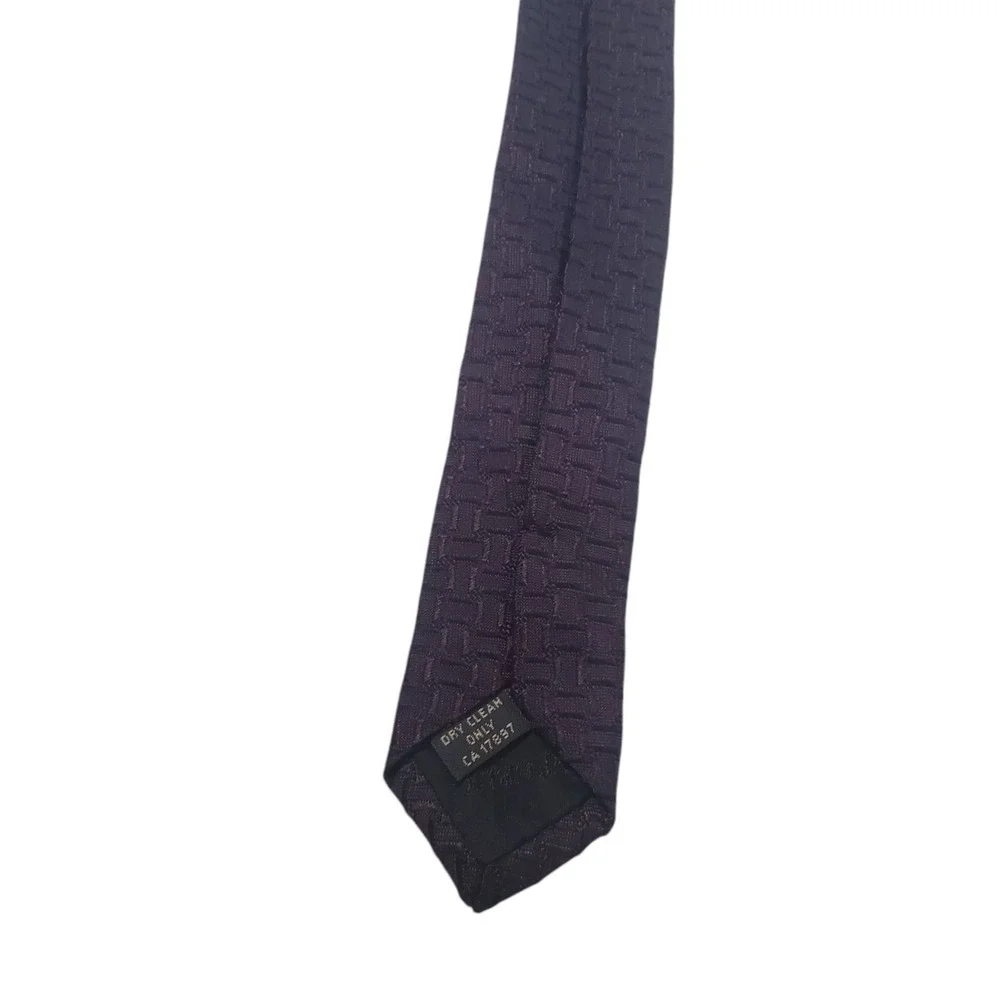 Banana Republic Men's‎ Tie Necktie Designer Luxury Purple Navy Italian Silk